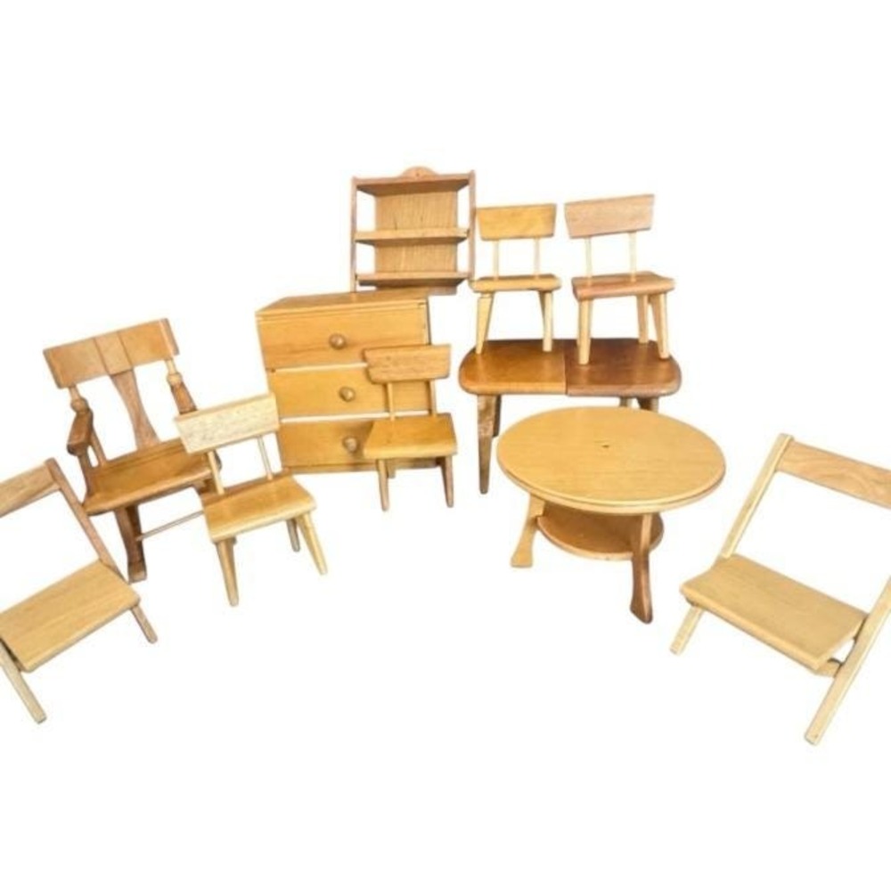 Vintage 11 piece Strombecker collectible hand made set Doll House Furniture
